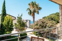 Two bedroom apartment with pool and sea view, Przno - B&B Pržno