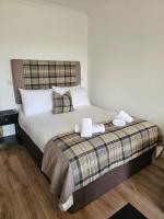 Luxury 1 Bedroom apartment with Loch View WHW - B&B Balmaha