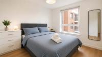 Contemporary 2 Bedroom Flat with Great Location in Salford - Chambres d'hôtes Manchester