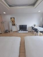 Hongdae Hue - 1min from Hongik Uni station Exit1 - B&B Seul