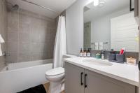 Yellowstone Suite - 2 Bedroom, AC, Laundry, Parking, Banff Pass - B&B Calgary
