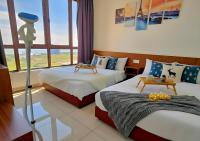 Deluxe One-Bedroom Apartment (Panoramic Sea View & Full Kitchen)