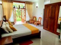 GreenHeart- Family Room-Micro Apartment, AC- Hot W, Garden View, separate Varanda & Dining Area - Travel Awards 2025 - Bed and Breakfast Maharagama