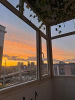 Cozy Apartment with Workspace & Light - B&B Ulan Bator