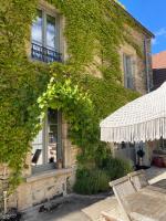 Maison Marguerite, Maison de Charme,jacuzzi - B&B Gigny