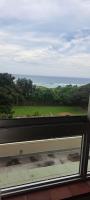 Oceanfront Oasis - Beach Access & Sea Views - B&B Durban