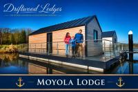 Driftwood Lodges - On Water Glamping - Moyola Lodge - B&B Magherafelt