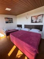 Triple Room with Mountain View