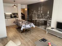 Apt PMR 2 chambres avec parking, proche tram - B&B Angers