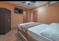 Hostal la Terraza SM - B&B Santa Marta