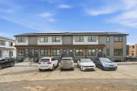 Modern 1BR South Health Campus Free Parking - Ferienwohnung Calgary