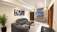 Brand New Family Apartment, Hygienic and Comfortable Stay, Balcony, Free Parking, Kitchen and Fast WiFi, E11 Islamabad - B&B Islamabad