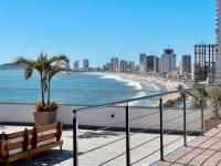 Family-Friendly Apartment near Malecon & Pool - Bed and Breakfast Mazatlán