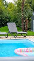 Design-Apartment I beheizbarer Swimming-Pool I Sauna I Boxspring I Parkplatz - Chambres d'hôtes Lahr/Schwarzwald