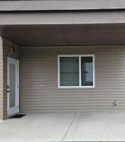 Cozy Irvine Creek Walk-Out Suite 10 mins to YEG - Bed and Breakfast Nisku