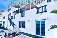 Santorini Beach Villa - Chambres d'hôtes Ballito