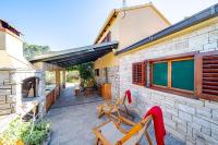 Holiday House Jasmina - B&B Vela Luka