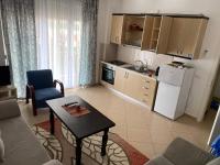 Lis - Holiday Apartament - B&B Shëngjin