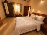 Chambre Lit King-Size - Vue sur Jardin