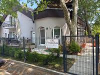 G&L Vendégház - B&B Balatonlelle