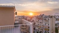 Pnoè Loft - Modern Penthouse & Stunning View - Bed and Breakfast Patras