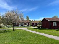 Semesterstugor Väddö Folkhögskola - Bed and Breakfast Väddö