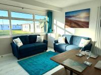Scratby Chalet Minutes from Beach & Free Swimming - B&B Scratby