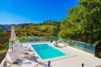 Escapada premium con jacuzzi y piscina climatizada - B&B Archidona