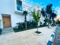 Prestige Stay a Perla Méditerranée avec Picine au Centre Mdiq - Bed and Breakfast Mdiq
