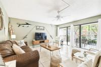 Intracoastal Condo 5 min walk to beach! - Bed and Breakfast Clearwater Beach