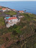 Loreto Rose, Panoramic Ocean and Mountain View - B&B Arco da Calheta