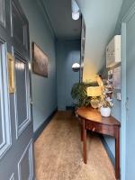 Number Four Russell House - B&B Dean
