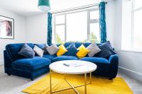 #159 Cozy Flat Near Bournemouth Beach - Sleeps 10 - B&B Bournemouth