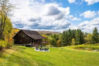 Renovated & Spacious Home Wood Fireplace Hot Tub - B&B Ellicottville