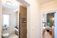 Hilltop Jakuzzi Penthouse - Chambres d'hôtes Siófok