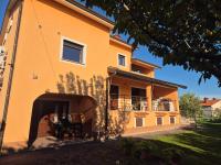 Apartma Sonce - B&B Pobeghi