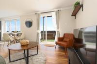 Sea Point - 2 bed apartment - Bed and Breakfast Saltcoats