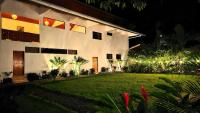 Beachfront Studio - King Bed - Fast WiFi - AC - B&B Cocles
