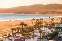 Prime Beach Location | Free Garage Parking - B&B Los Angeles