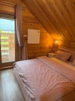 Luna House - B&B Łoje
