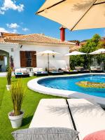 Villa 25 pax Jacuzzi 12 pax 10 min to Benidorm PARTY area - Chambres d'hôtes Benidorm
