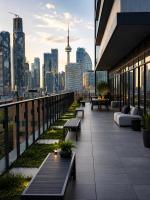 Toronto 2BR Condo with Lake & CN Tower Views & Free Parking - Ferienwohnung Toronto