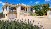 Premium 3BR Mt View Sleeps 8 15 min Canberra - B&B Queanbeyan