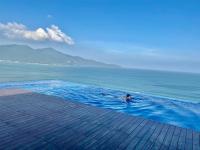 A La Carte - Coralie Luxury Seaview Apartment - Chambres d'hôtes Đà Nẵng