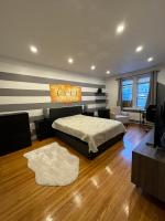 2 Large Bedrooms In Rego Park - B&B Rocky Brook