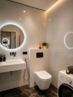 Сучасні апартаменти в новому ЖК Great House,район автовокзалу,центр,поруч обласна лікарня,парковка,автономне опалення,два окремі місця - Chambres d'hôtes Rivne