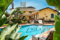 Villa Gialla - Private padel court - B&B Aci Catena