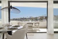 Modern Luxury Suite with Terrace in Higueron - Chambres d'hôtes Fuengirola