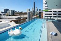 2BR Utopia Fortitude Valley -Rooftop-Pool-King beds - Ferienwohnung Brisbane