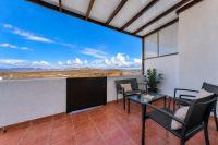 Casita Luisa - Ping pong and 300M to the Beach By Lanzarote Vacation Homes - Chambres d'hôtes La Santa